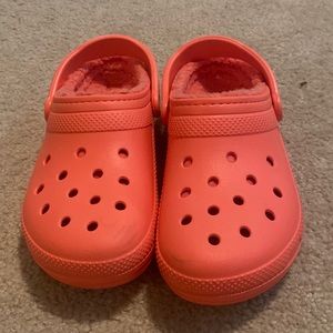 Coral fleece lined crocs